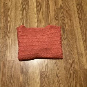 Cable knit long sleeve sweater for women’s brand Soho size large color salmon